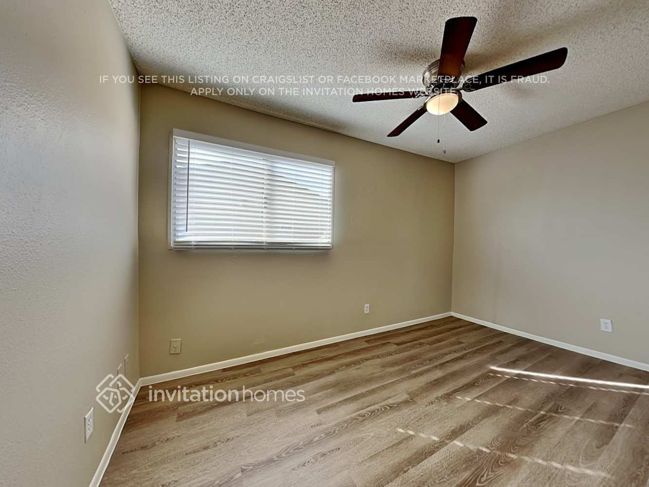 Building Photo - 4603 W Luke Ave