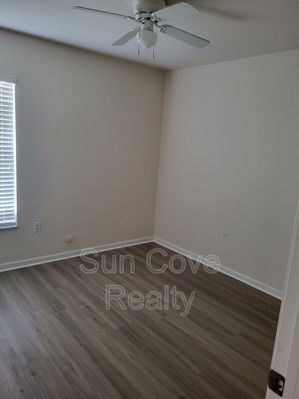 Building Photo - 7607 Mariners Harbour Dr