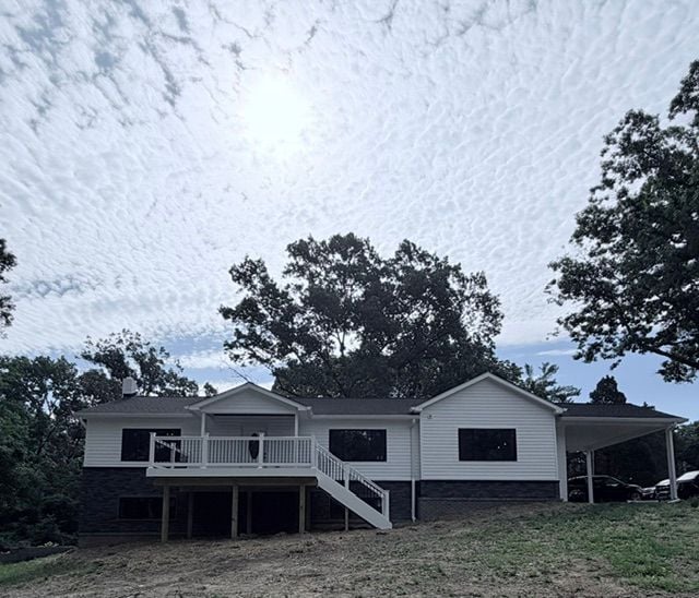Building Photo - 350 Adelina Rd