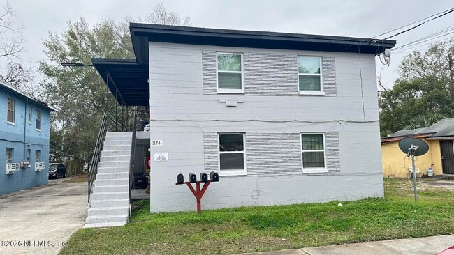 Building Photo - 1124 W 25th St