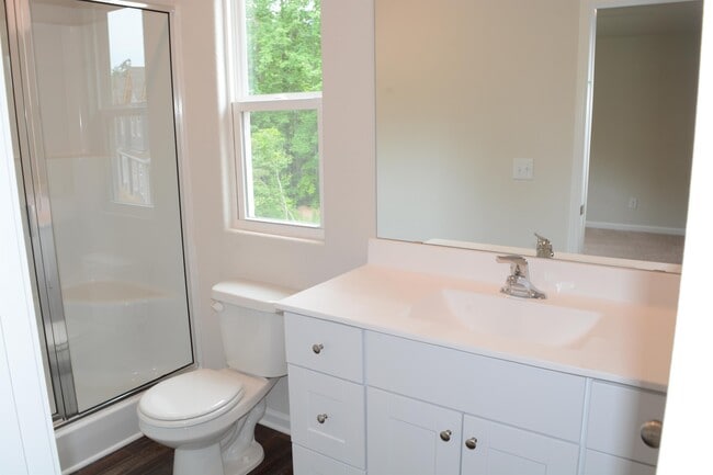 Building Photo - 258 Yorktown Ln