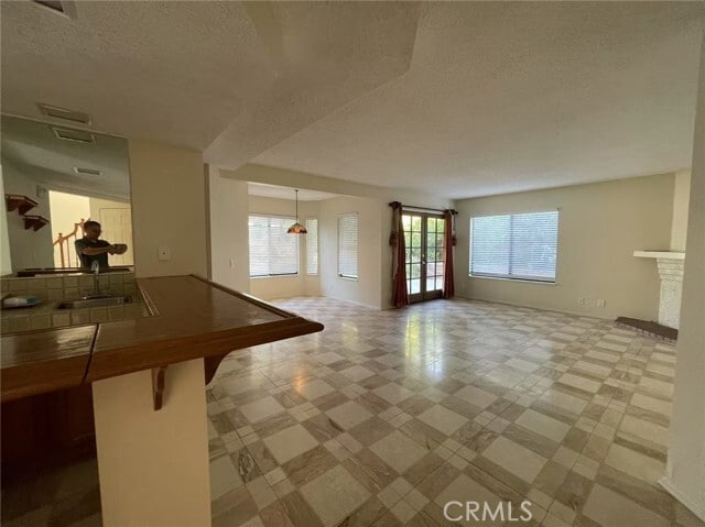 Building Photo - 911 Fontes Pl