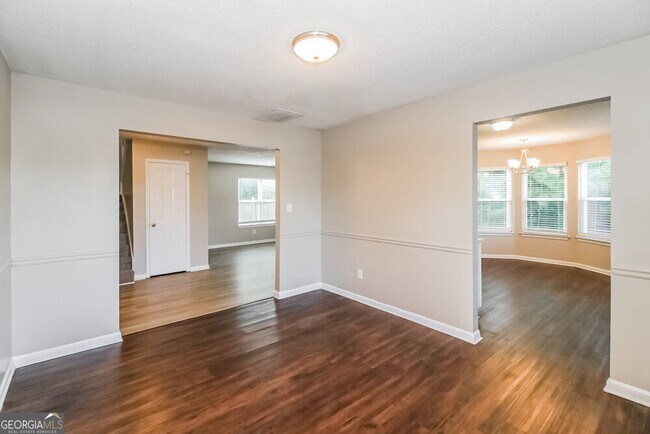 Building Photo - 2962 Knoll View Pl