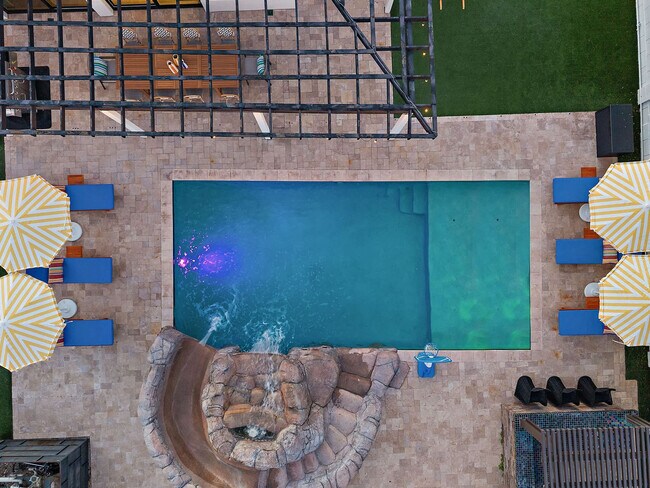 Building Photo - 12201 N 58th Way