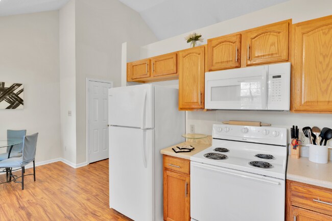 Building Photo - 1216 Eagle Ridge Dr