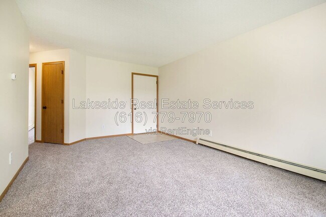 Building Photo - 2914 Earle Ave SW