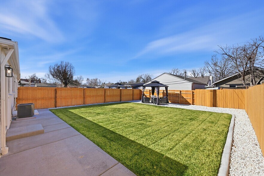 Building Photo - 59 W Del Mar Cir