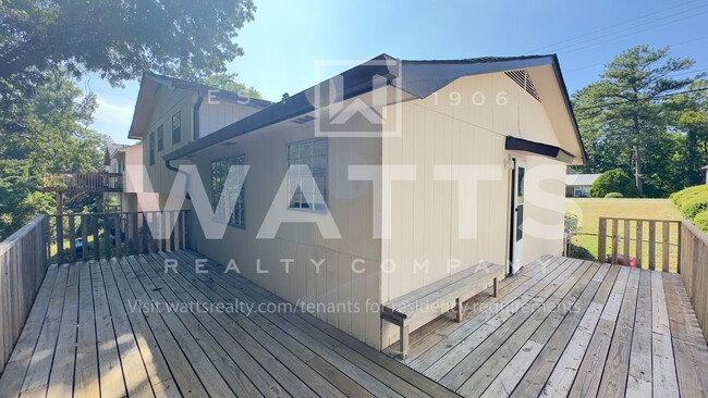 Building Photo - 4-Bedroom, 2-Bath House in Irondale