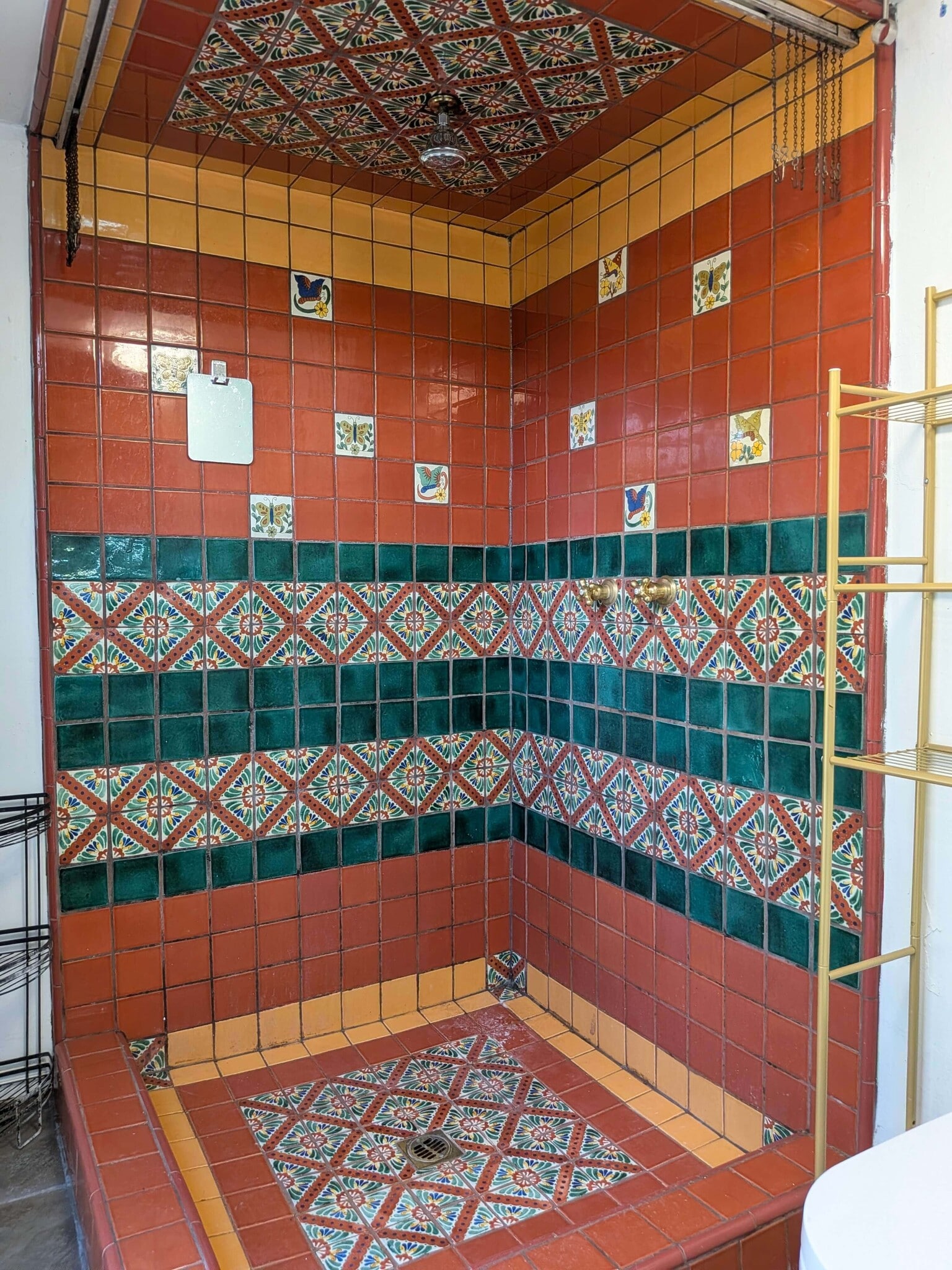 Building Photo - 9401 Notre Dame Ave