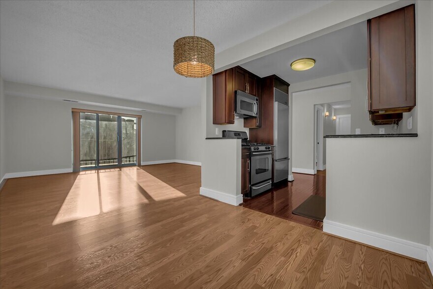 Building Photo - 411 S Old Woodward Ave