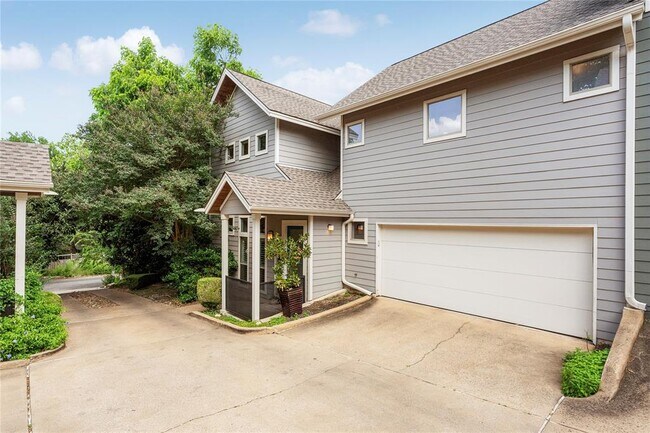 Building Photo - 3814 Ridgelea Dr