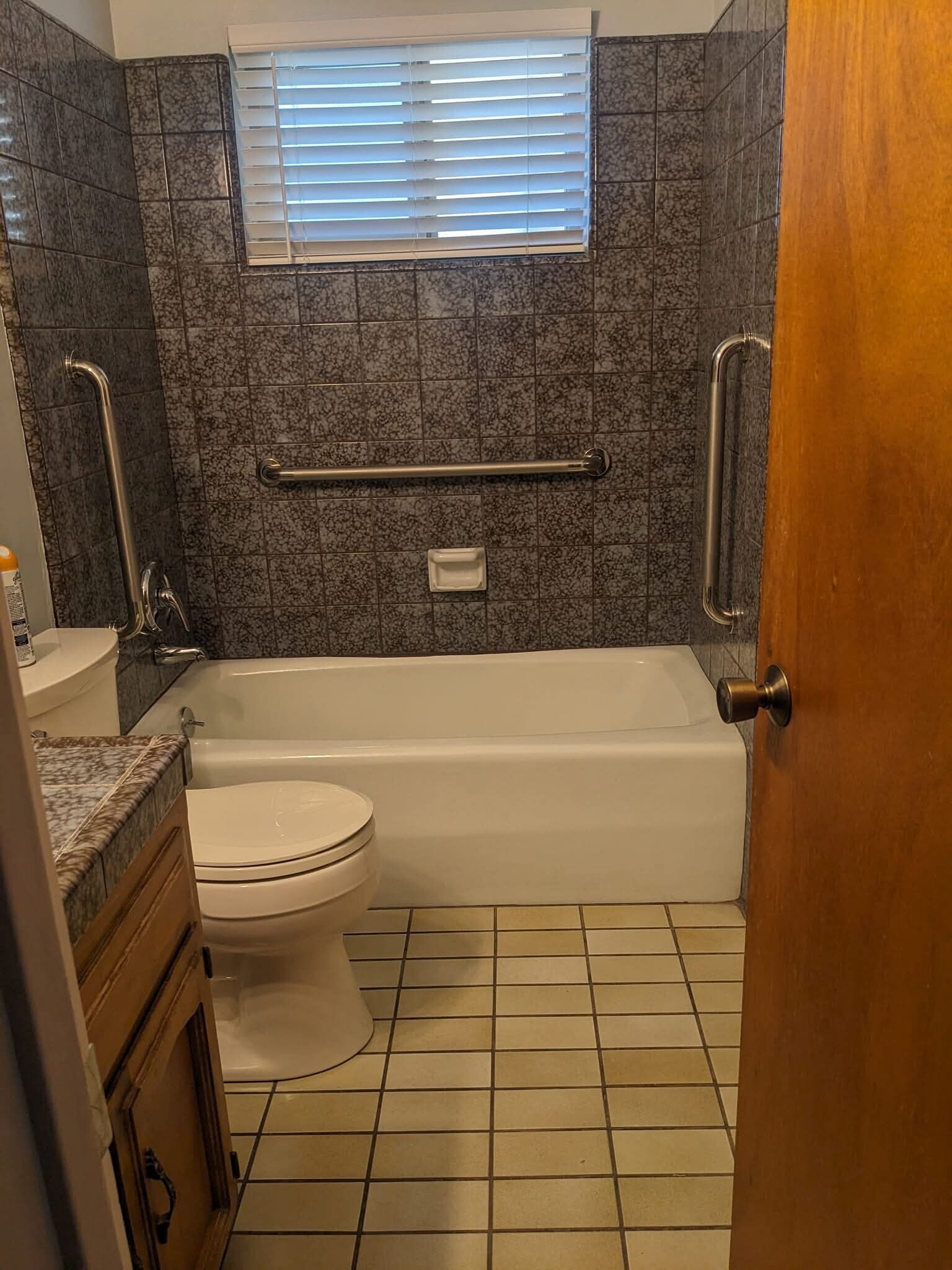 Building Photo - 3161 W Swift Ave