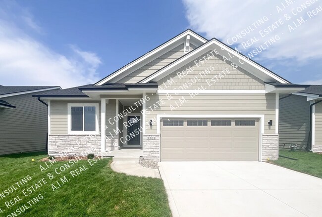 Primary Photo - 3302 NE Fawn Ln