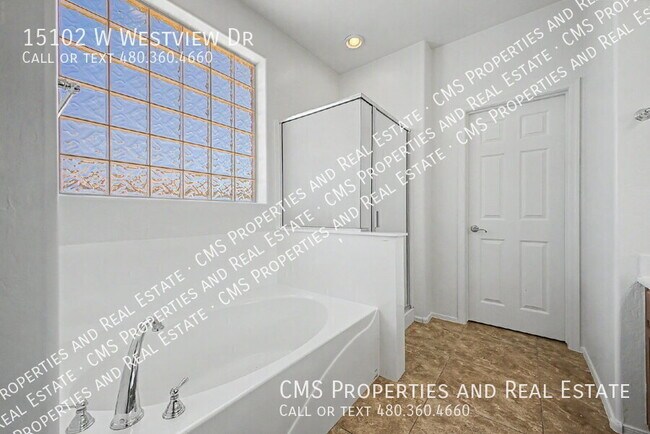 Building Photo - 15102 W Westview Dr