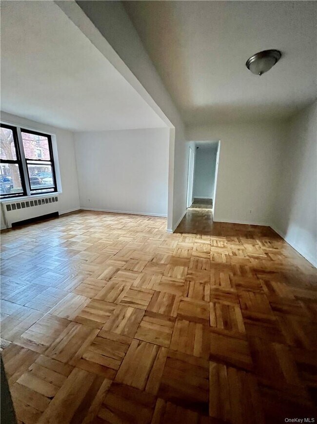 Building Photo - 4 Windsor Terrace