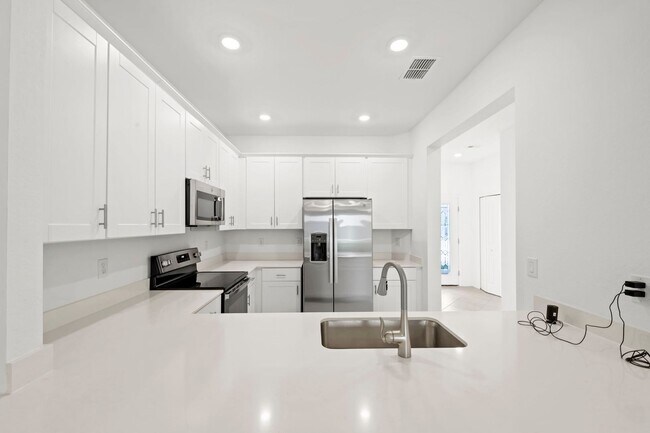 Building Photo - 2827 BLOSSOM WAY- 3 BEDROOM TOWNHOUSE IN ORANGE BLOSSOM