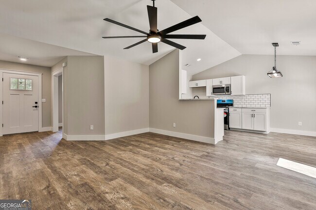 Building Photo - 20 Beaver Ct