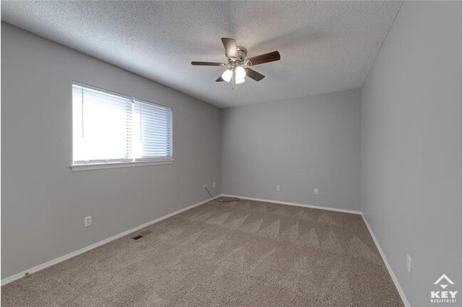 Building Photo - 7011 W Sheriac Cir