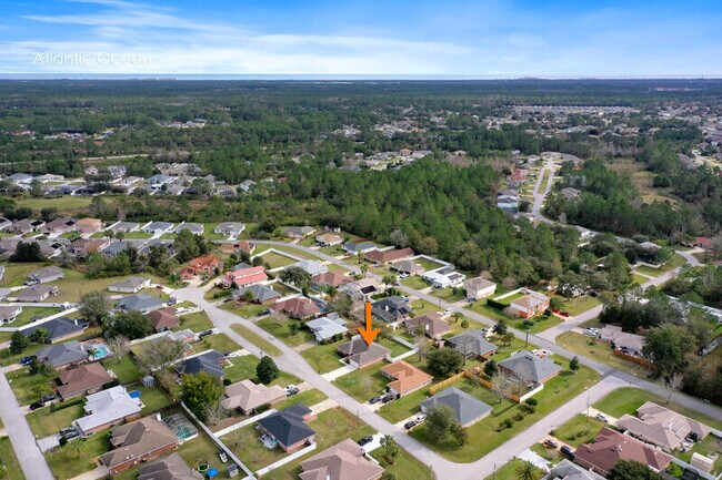 Building Photo - 6 Lemay Pl