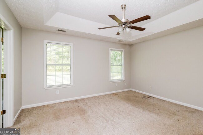 Building Photo - 130 Creekside Trail