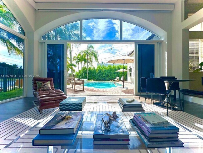 Building Photo - 19038 Park Ridge St