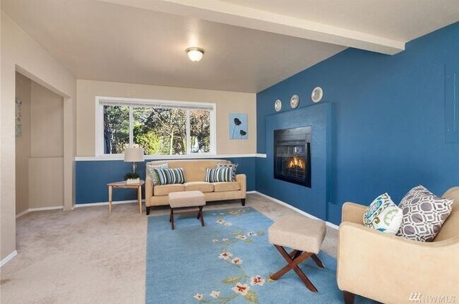 Building Photo - Bothell Home