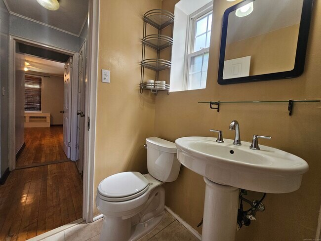 Building Photo - 39 Nob Hill Cir