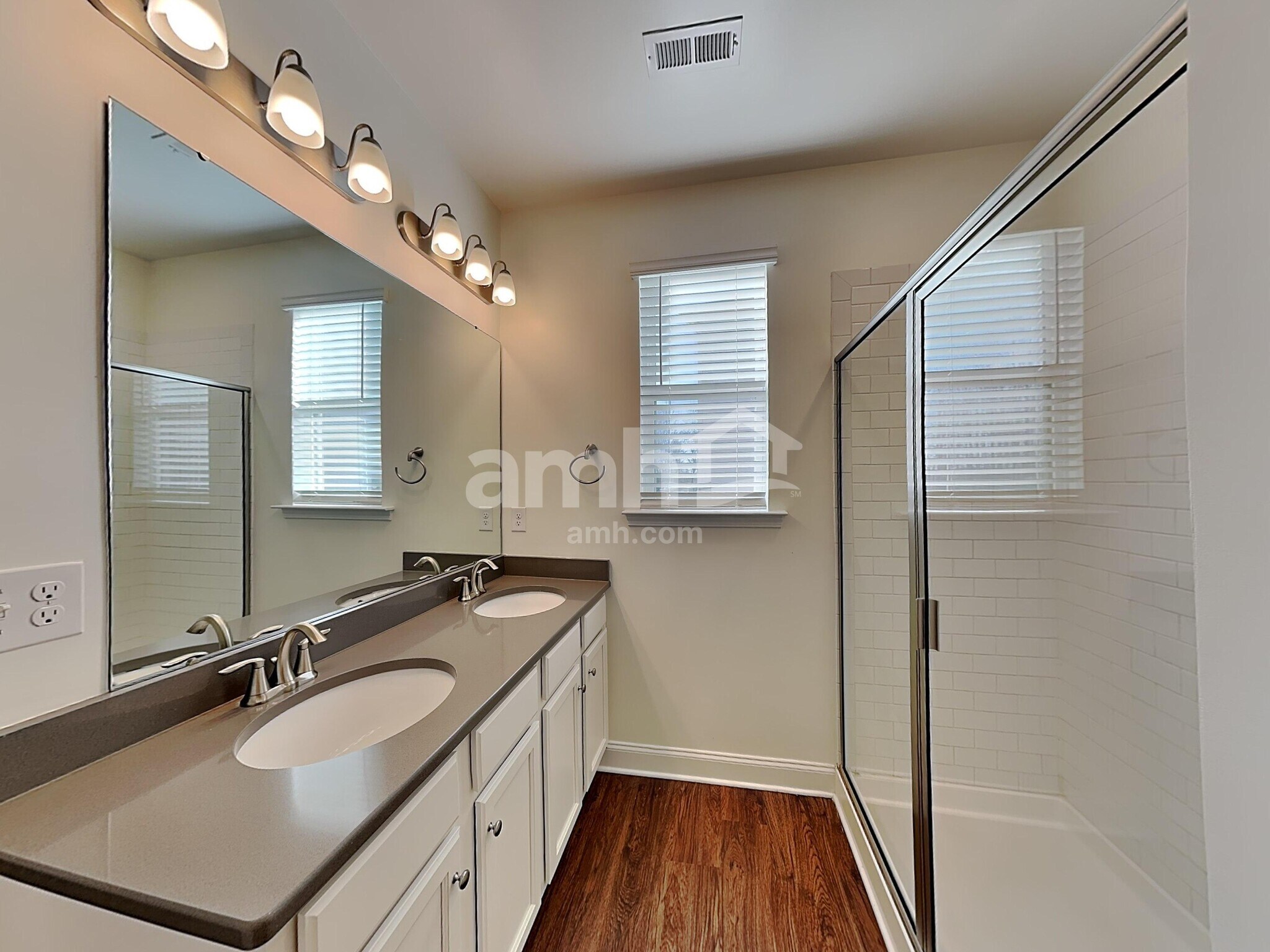 Building Photo - 115 Hazel Pk Dr