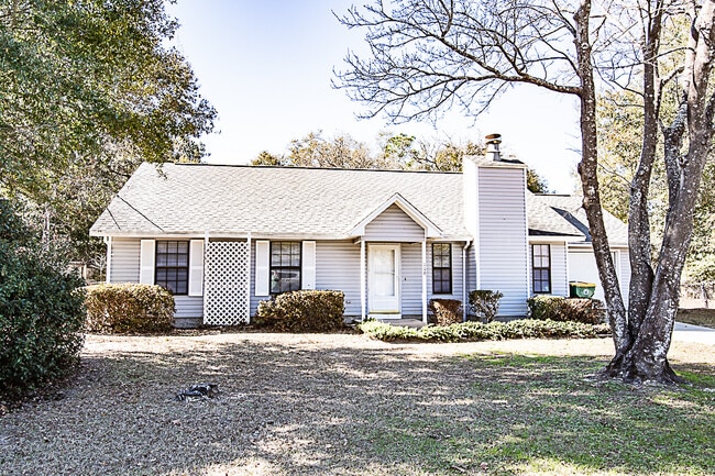 Building Photo - 116 Walker Cir E