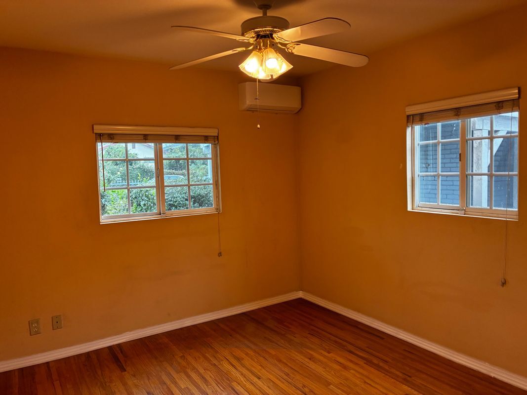 Building Photo - 7946 Hershey St