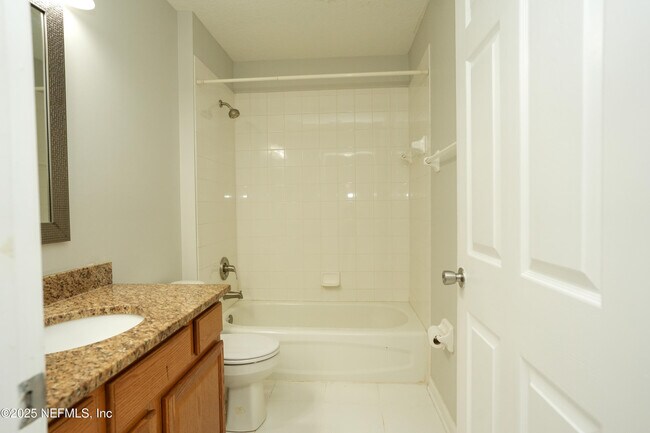 Building Photo - 348 W Tropical Trce