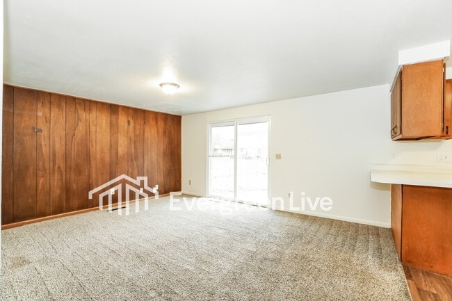 Building Photo - 3709 Panama Dr