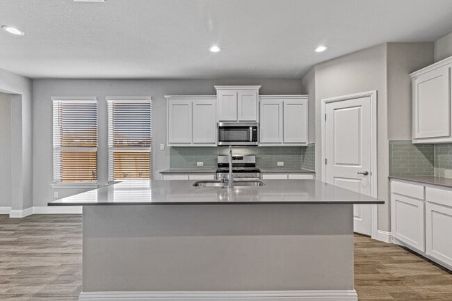 Building Photo - 11521 Adare Dr