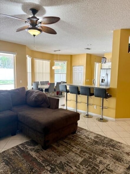 Building Photo - 7228 Chesapeake Cir