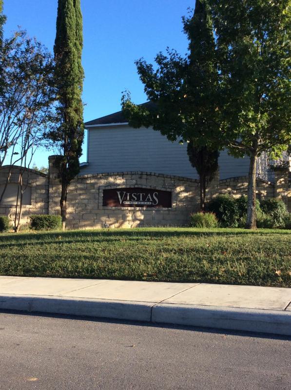 Building Photo - 21910 Goldcrest Run