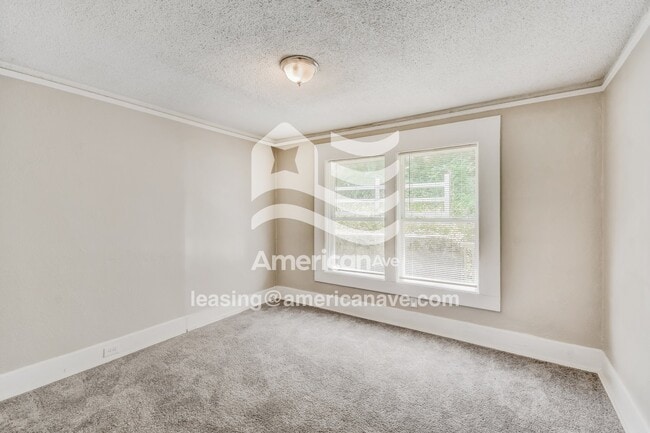 Building Photo - 7013 4th Ave S