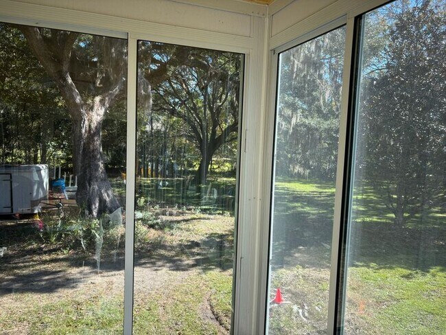 Building Photo - 2647 Blind Rd