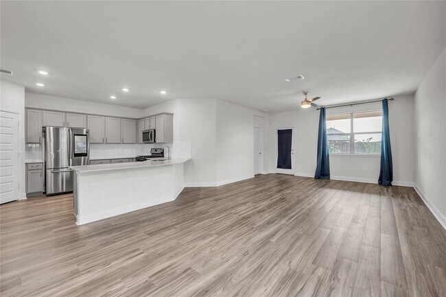 Building Photo - 17925 Curio Dr