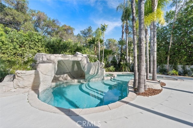 Building Photo - 17437 Oak Creek Ct