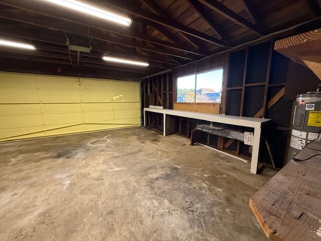 Building Photo - 914 Palma St