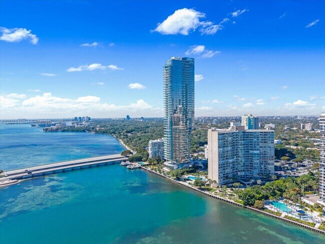 Building Photo - 2451 Brickell Ave