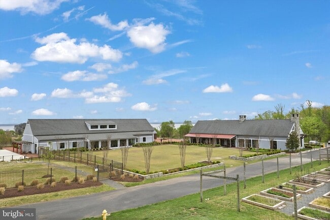 Building Photo - 1780 Cherry Birch St