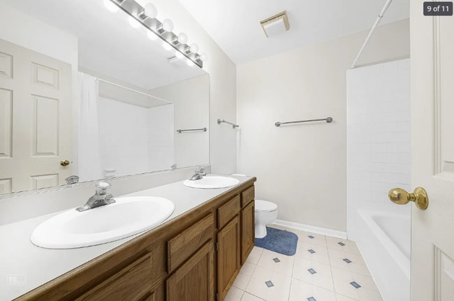 Building Photo - 632 Stone Brook Ct