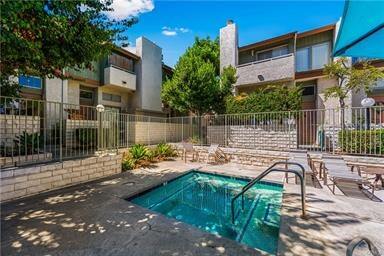 Building Photo - 12390 Chandler Blvd