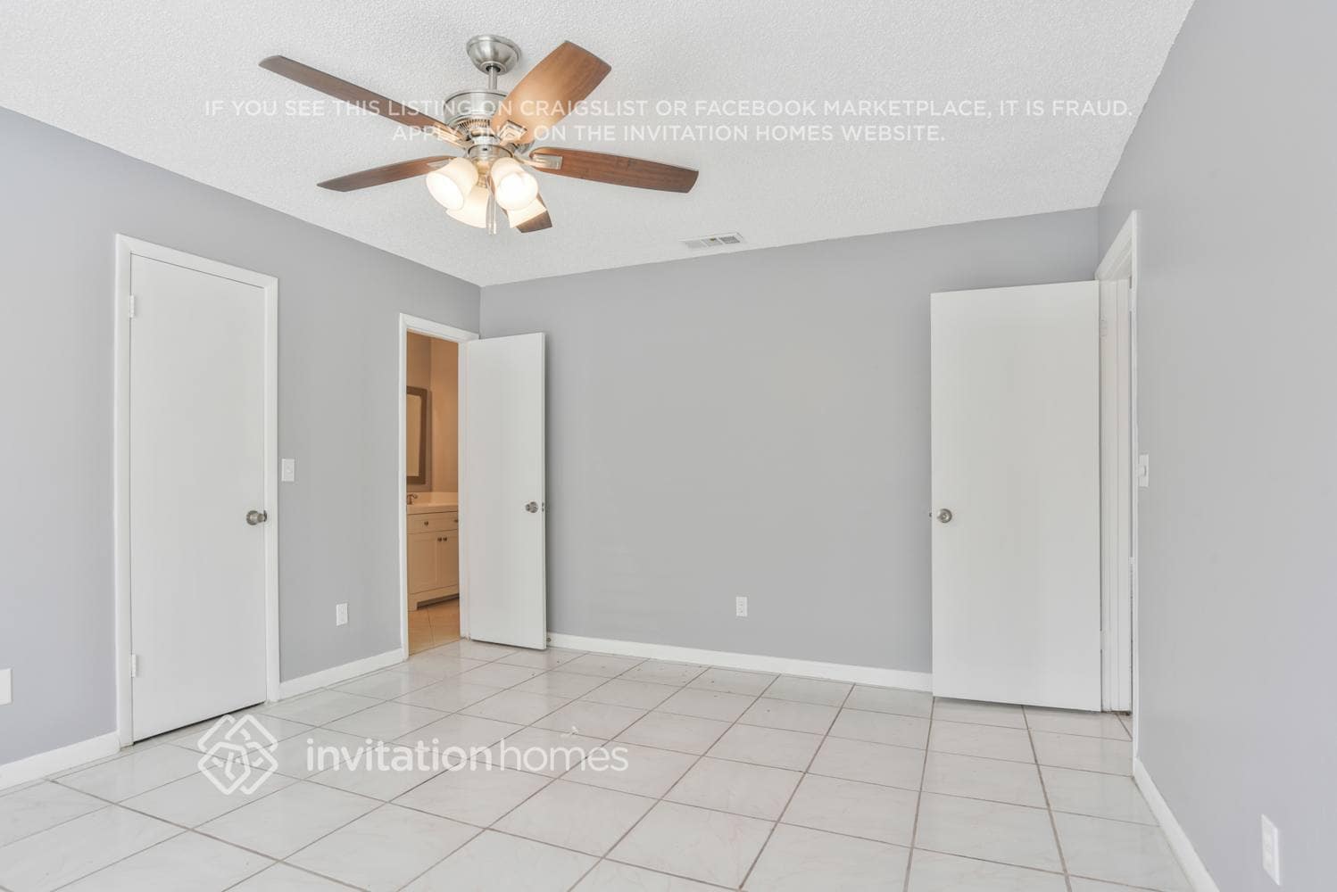 Building Photo - 8252 Cascade Oaks Dr