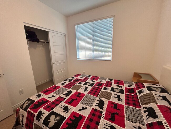 Building Photo - DON’T MISS THIS FULLY FURNISHED, BEAUTIFUL...