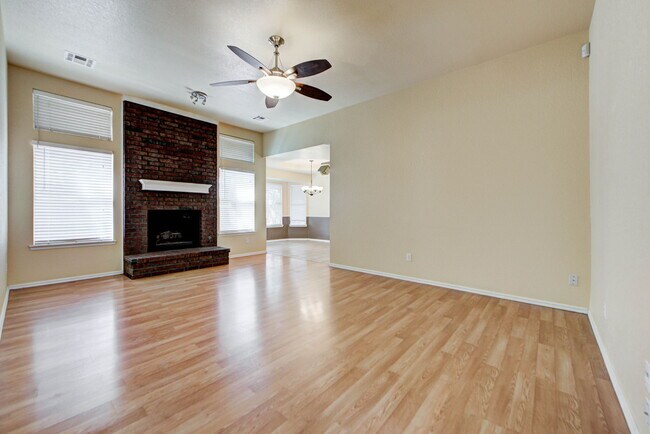 Building Photo - 2904 Canyon Oaks Ct