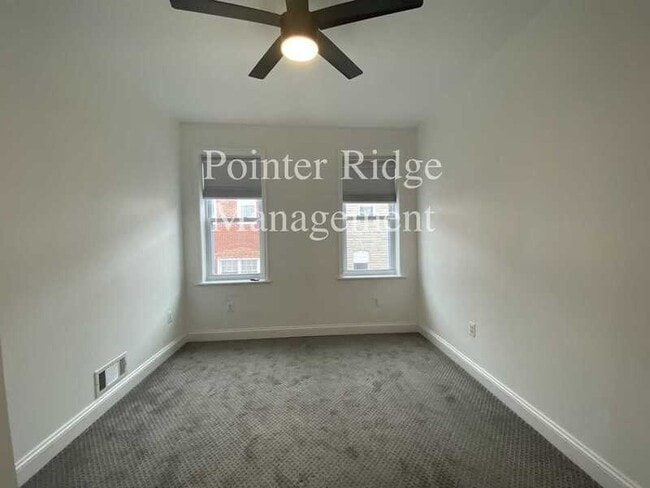 Building Photo - 119 N Glover St