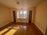 Building Photo - 609 N Ninth St