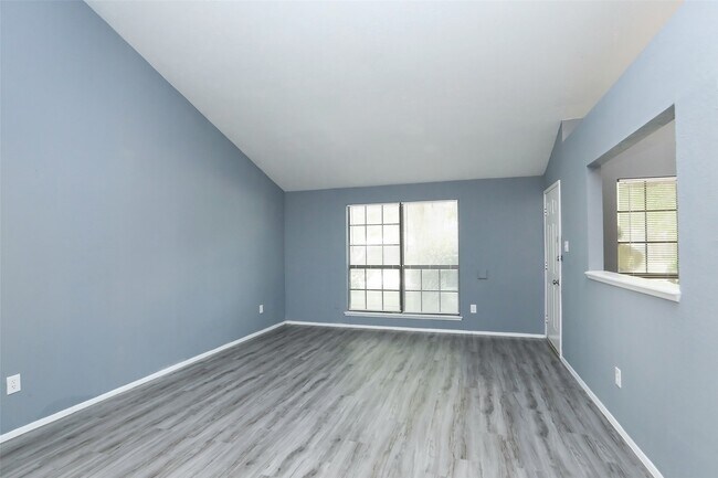 Building Photo - 24214 Wild Horses Ln